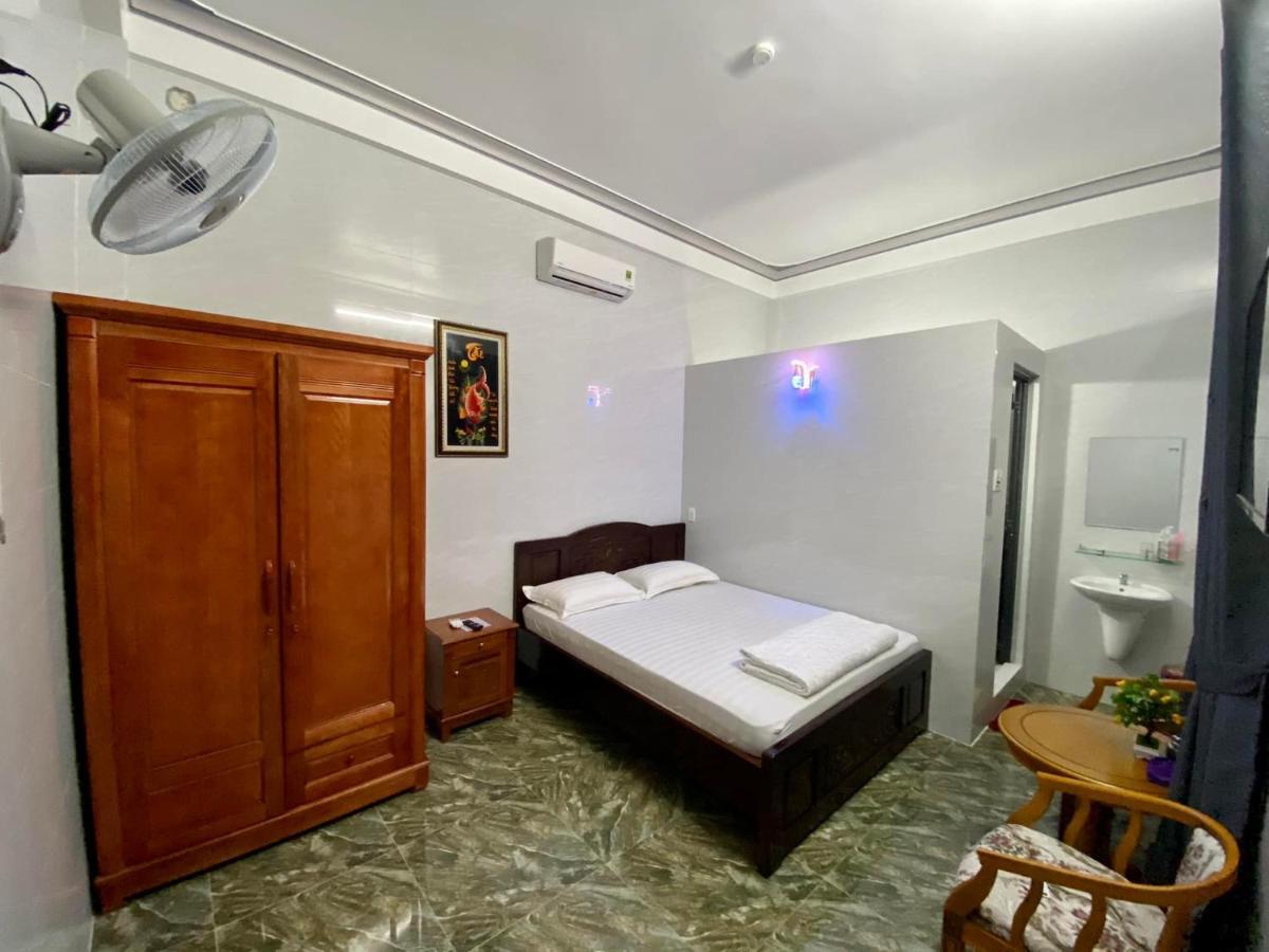 Nha Nghi Duy Tan Motel 140 Nguyen Du 0353007568 Quảng Ngãi Eksteriør billede