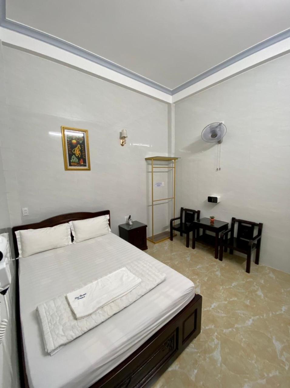 Nha Nghi Duy Tan Motel 140 Nguyen Du 0353007568 Quảng Ngãi Eksteriør billede